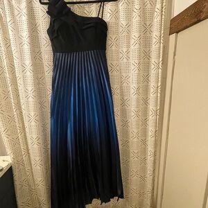 Betsy & Adam Black and Blue One-Shoulder Pleated Gown